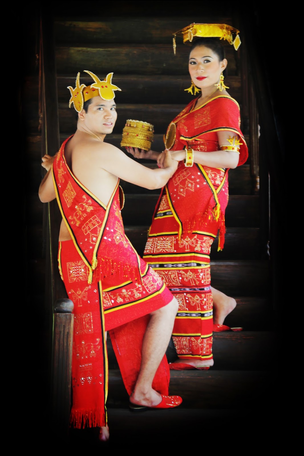 Baju Adat Pernikahan Maluku
