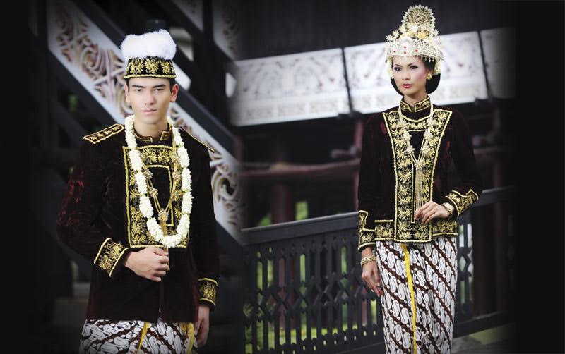 Baju Adat Kalimantan Timur untuk Menikah